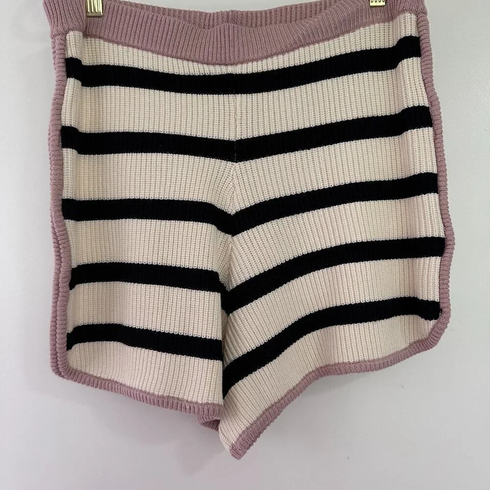 Flat White Knit Crop top and shorts